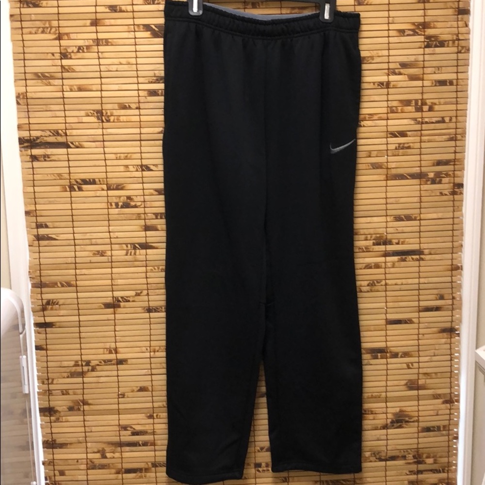 Men’s Nike fleece sweat pants